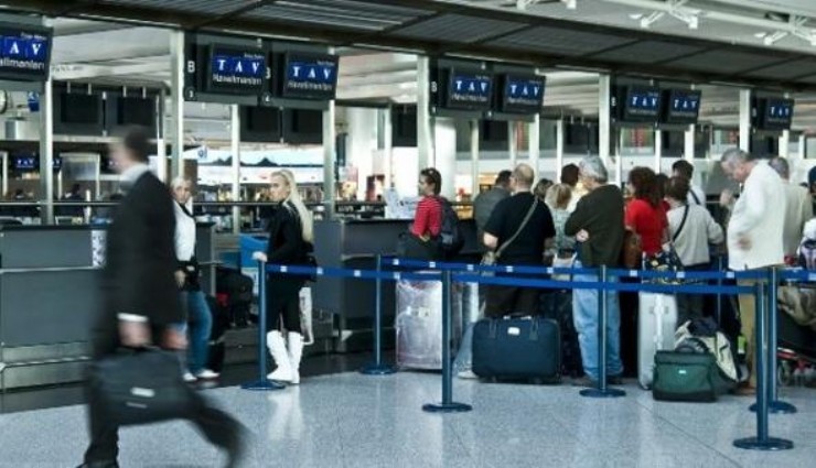 TAV Havalimanları'nın Tunus'ta gerçekleştirdiği borç yapılandırması Bonds&Loans Turkey tarafından yılın altyapı finans anlaşması seçildi