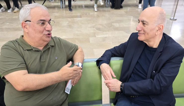 İnsanlar niçin dövizlerini satıp Türk Lirasına geçiyorlar?