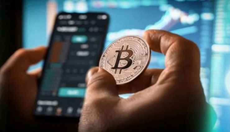 Amerika Başkanı Biden adaylıktan çekildi Bitcoin 68.500 doları gördü