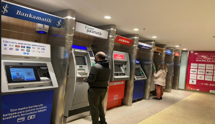 Bankadaki hesabından habersiz kredi çekilenlere mahkemeden emsal karar